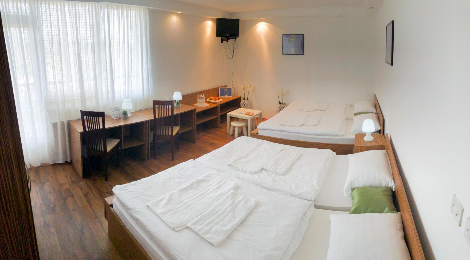 Restavracija In Prenocisca Carda Hotell Martjanci Exteriör bild